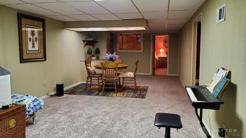 5230 Ridgewood Road East Springfield, OH 45503 - Photo 20 of 24