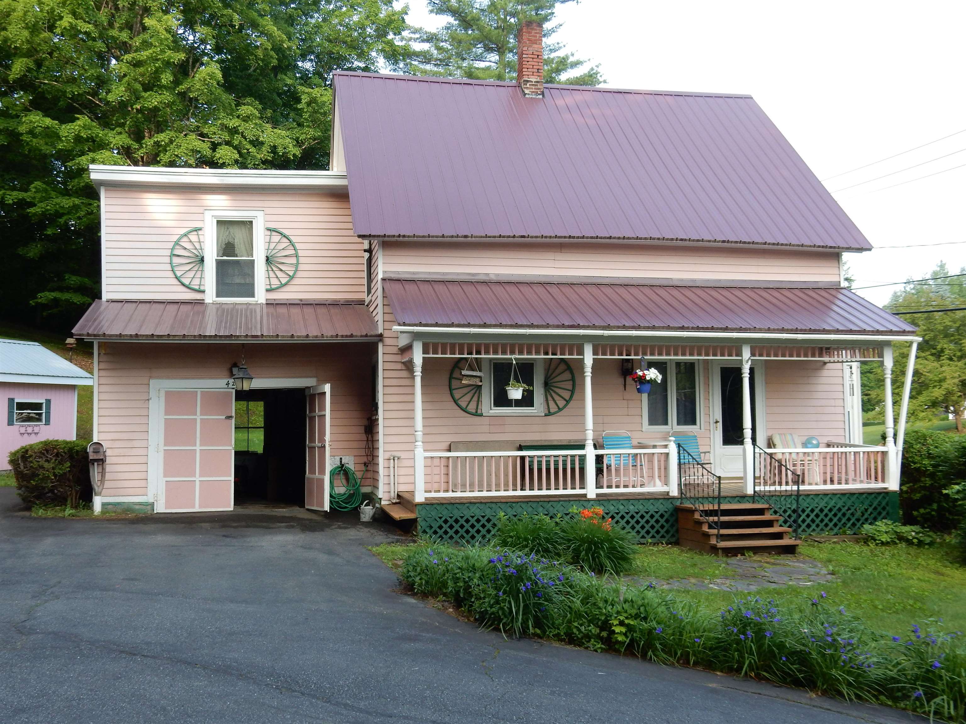 425 West Main Street Newport, VT 05855 - Photo 27 of 33