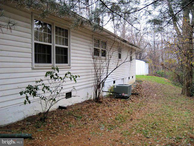 2859 Graham Road Falls Church, VA 22042 - Photo 2 of 21 Exterior (General)