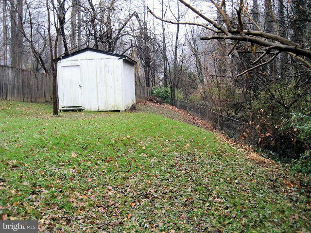 2859 Graham Road Falls Church, VA 22042 - Photo 5 of 21 Exterior (Rear)