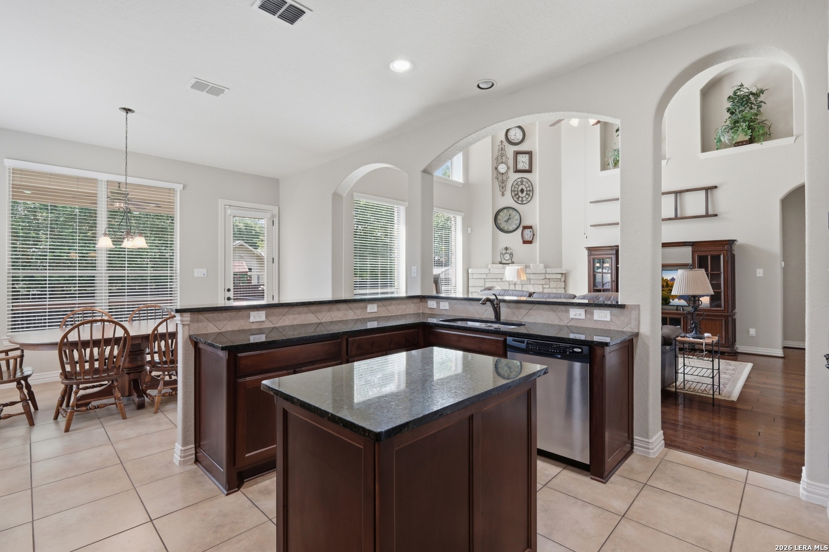 17918 Antero Helotes, TX 78023 - Photo 7 of 44