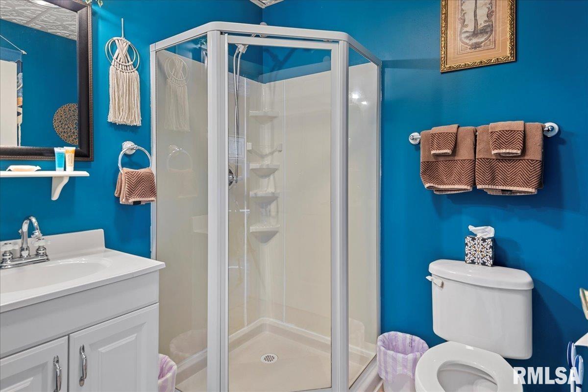 221 South Monroe Street Pittsfield, IL 62363 - Photo 19 of 45