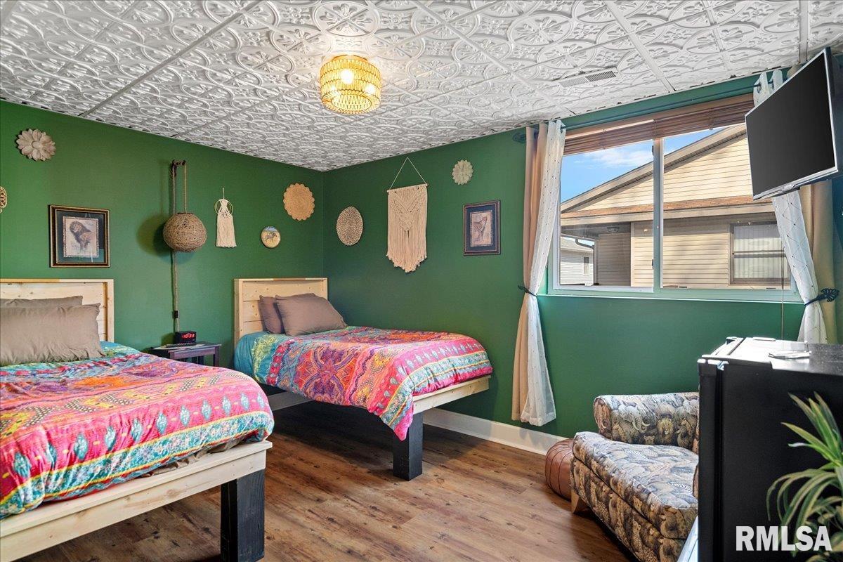 221 South Monroe Street Pittsfield, IL 62363 - Photo 28 of 45