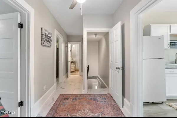 $2,200 | 313 South Cutler Street, Greeneville, TN 37743