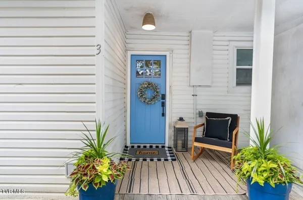 $2,200 | 313 South Cutler Street, Greeneville, TN 37743