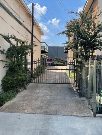 a view of a small yard