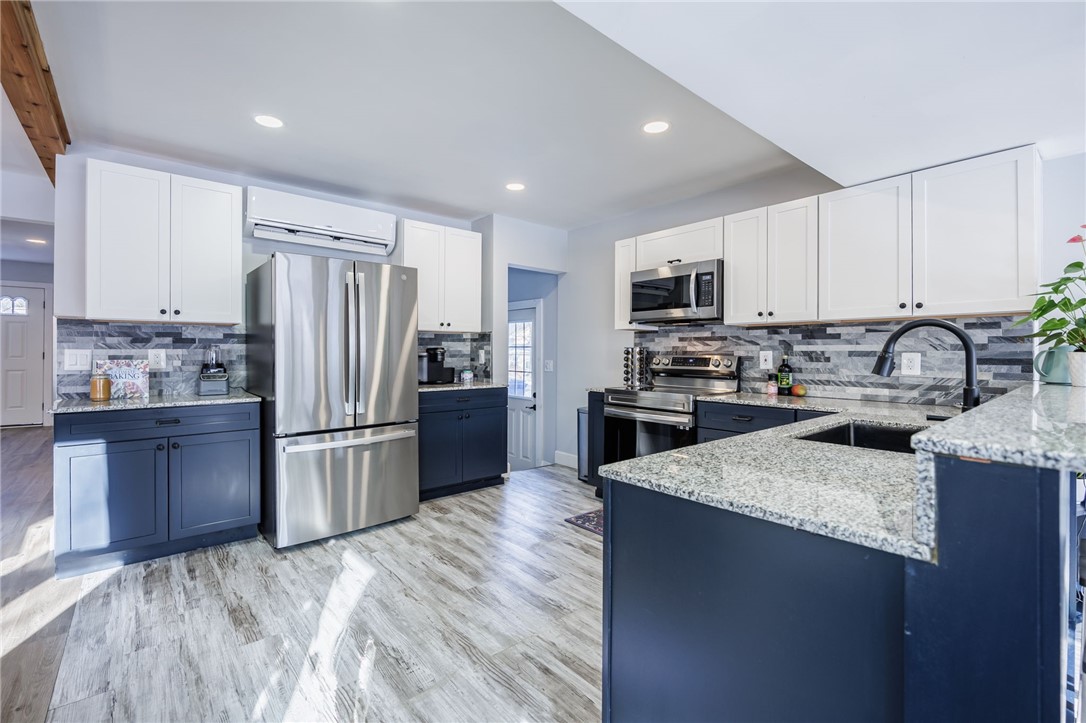 497 Rocket Street Rochester, NY 14609 - Photo 15 of 50