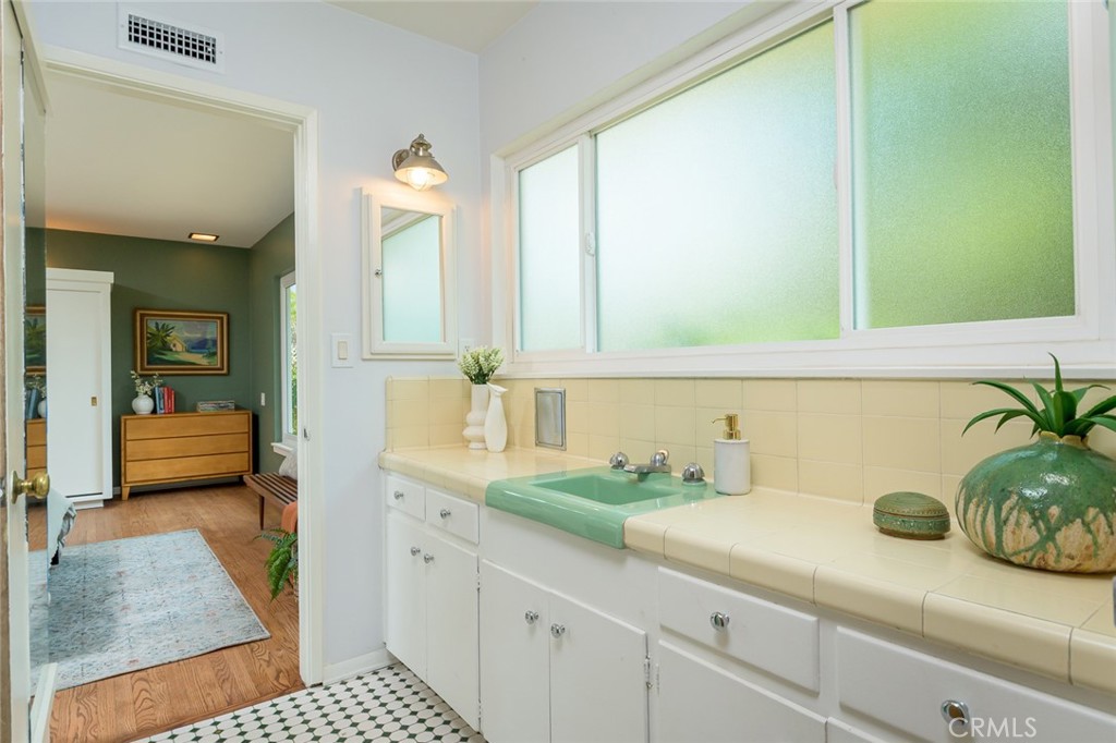 1466 Tulane Road Claremont, CA 91711 - Photo 48 of 66