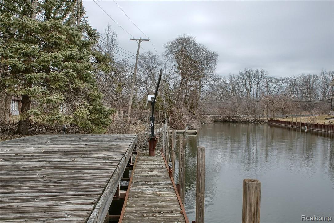 27741 Johnson Road Grosse Ile, MI 48138 - Photo 31 of 32 31-Dock.jpg