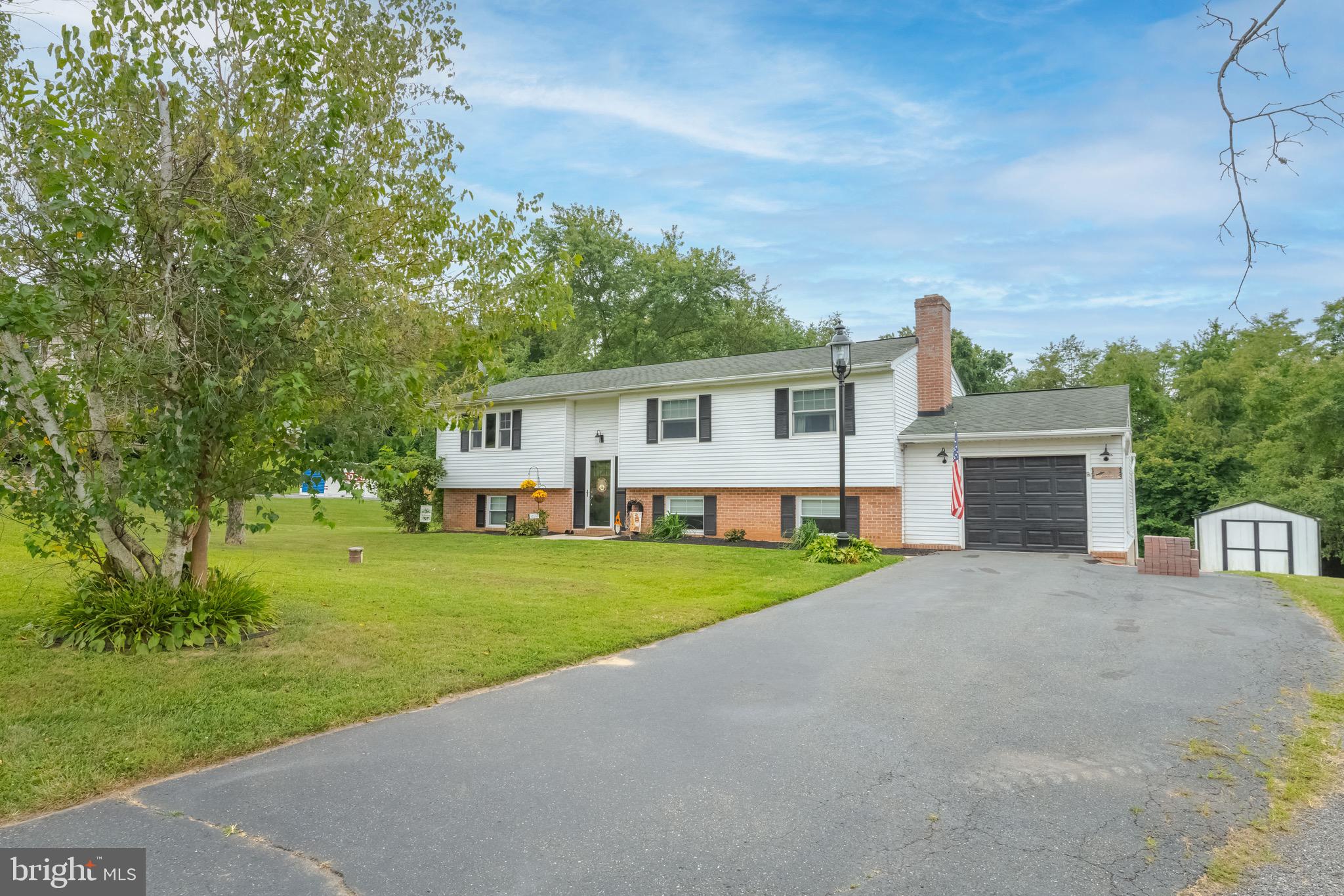 3037 Bellechasse Road Fallston, MD 21047 - Photo 4 of 51