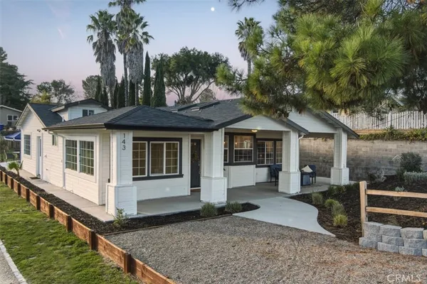 $968,000 | 143 Vine Street, Paso Robles, CA 93446