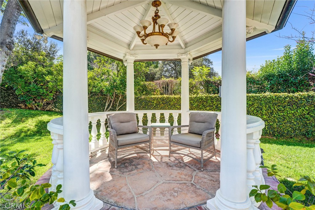 2290 Lombardy Road San Marino, CA 91108 - Photo 41 of 54 Gazebo