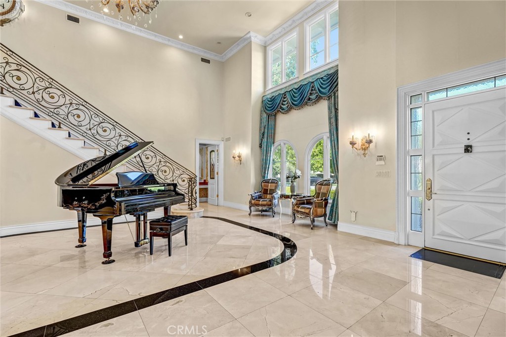 2290 Lombardy Road San Marino, CA 91108 - Photo 6 of 54