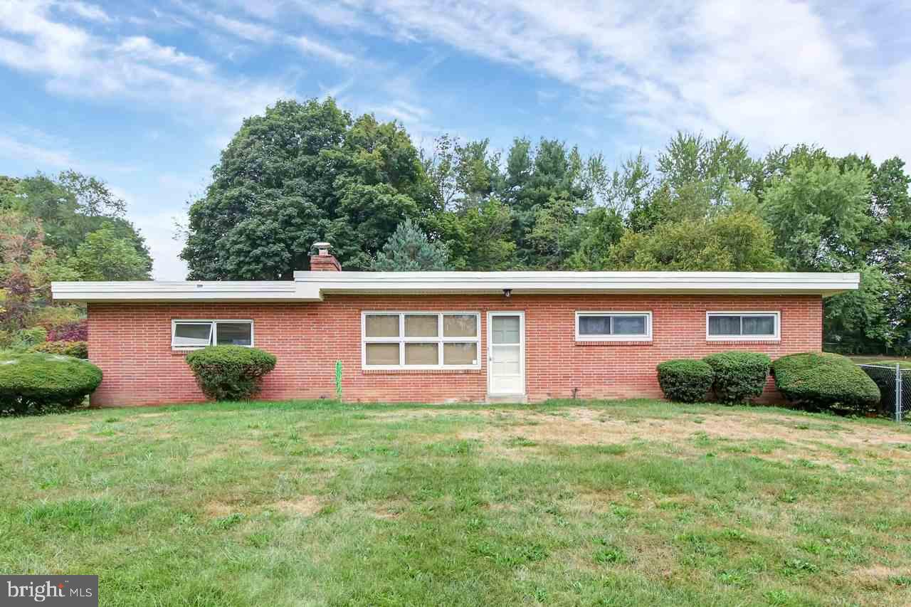 5951 Devonshire Road Harrisburg, PA 17112 - Photo 1 of 25 Gallery Image 1