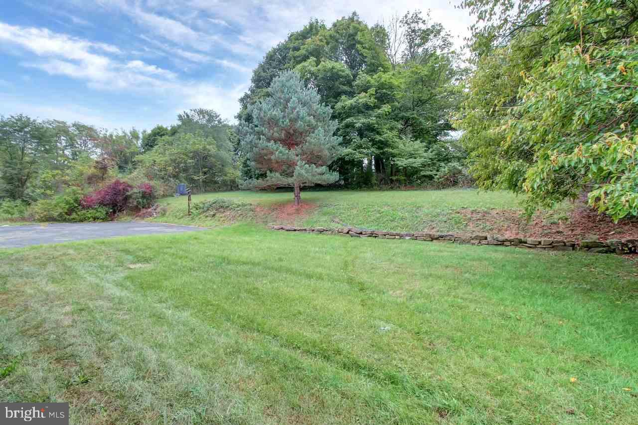 5951 Devonshire Road Harrisburg, PA 17112 - Photo 22 of 25 Gallery Image 22