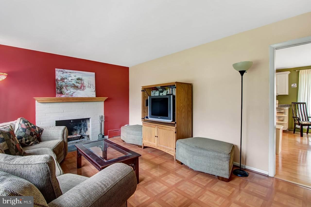5951 Devonshire Road Harrisburg, PA 17112 - Photo 4 of 25 Gallery Image 4