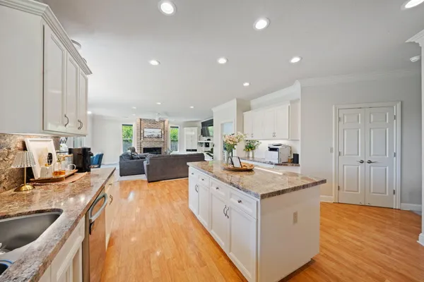 $689,900 | 2945 Forest Hills Drive, Redding, CA 96002