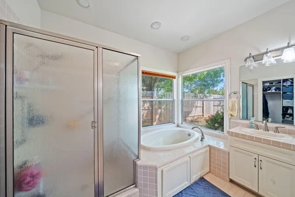 $689,900 | 2945 Forest Hills Drive, Redding, CA 96002