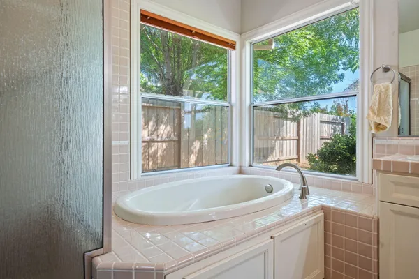 $689,900 | 2945 Forest Hills Drive, Redding, CA 96002