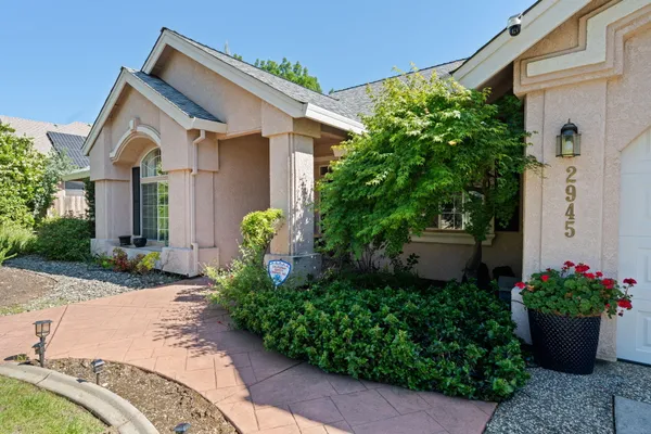 $689,900 | 2945 Forest Hills Drive, Redding, CA 96002