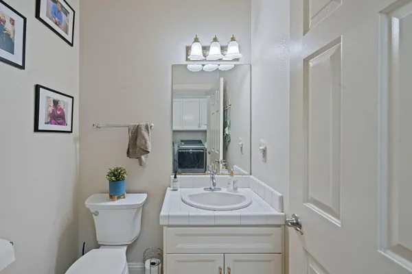 $689,900 | 2945 Forest Hills Drive, Redding, CA 96002