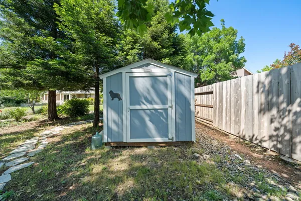 $689,900 | 2945 Forest Hills Drive, Redding, CA 96002