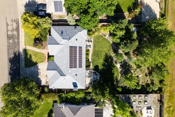 $689,900 | 2945 Forest Hills Drive, Redding, CA 96002