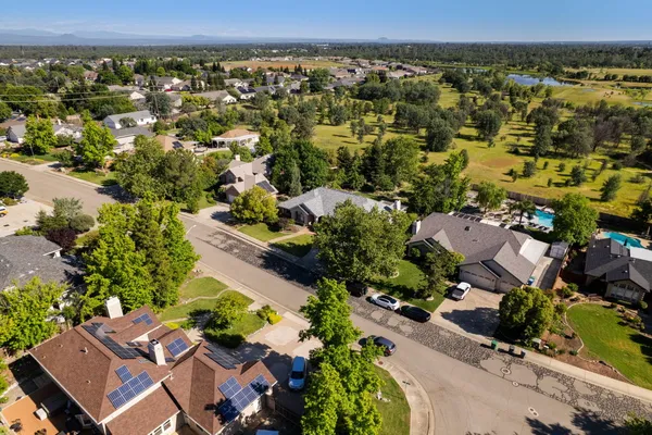 $689,900 | 2945 Forest Hills Drive, Redding, CA 96002