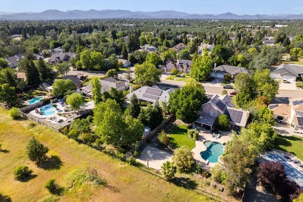 $689,900 | 2945 Forest Hills Drive, Redding, CA 96002
