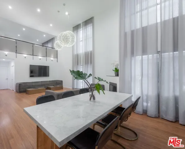 $4,395 | 7062 Hawthorn Avenue, Unit A1, Los Angeles, CA 90028