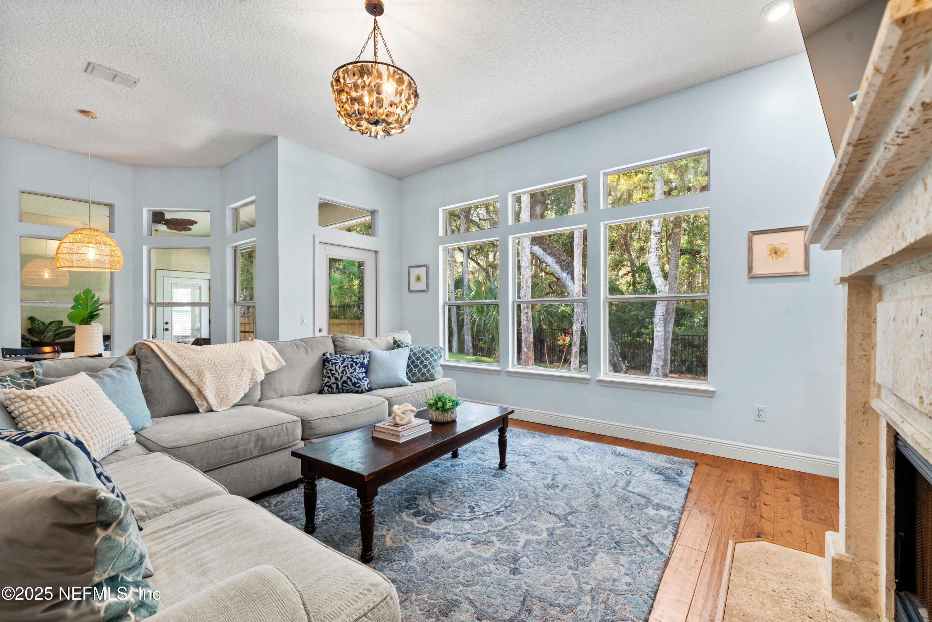 152 Bear Pen Road Ponte Vedra Beach, FL 32082 - Photo 14 of 47 Lots of windows