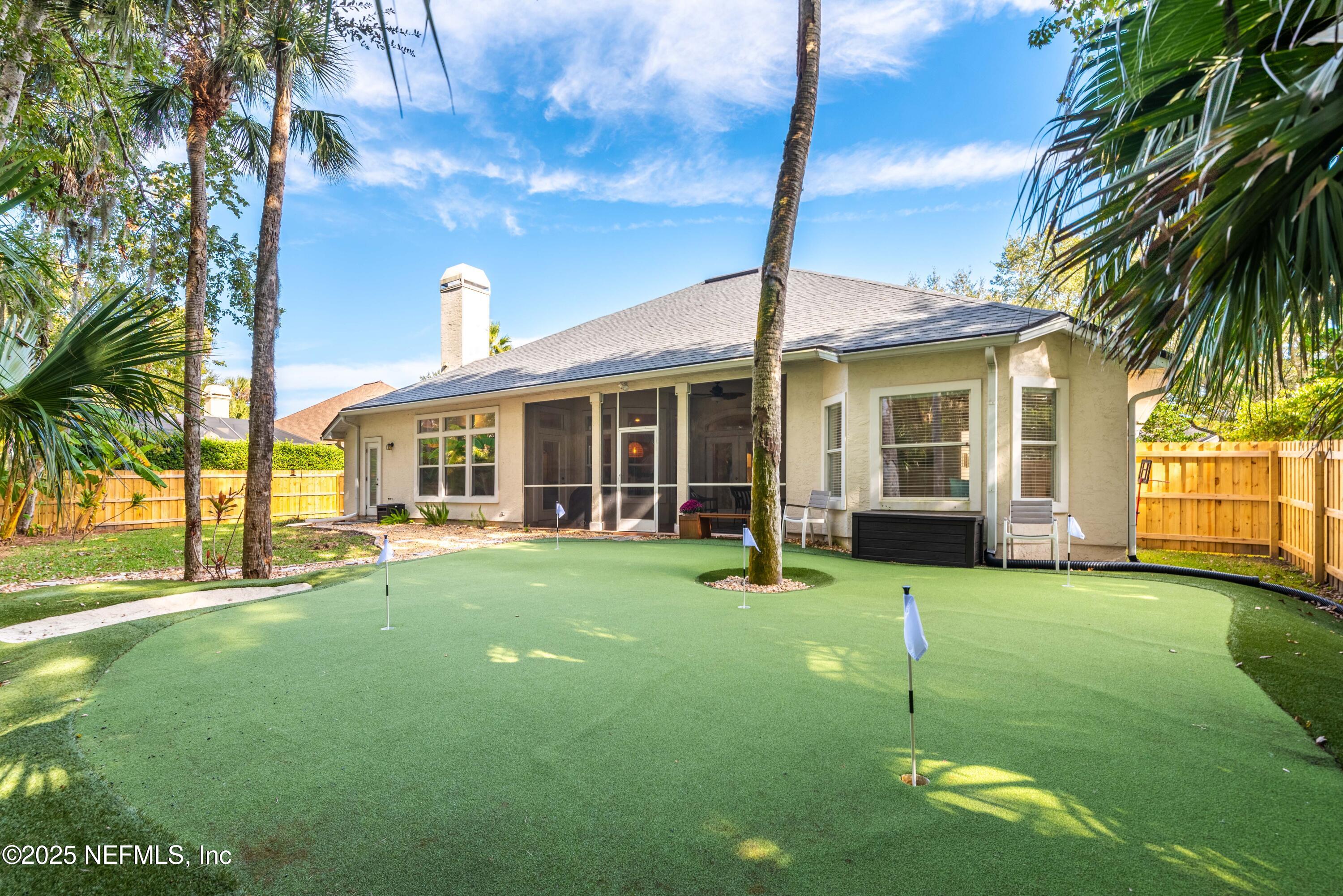 152 Bear Pen Road Ponte Vedra Beach, FL 32082 - Photo 27 of 47 Putting green
