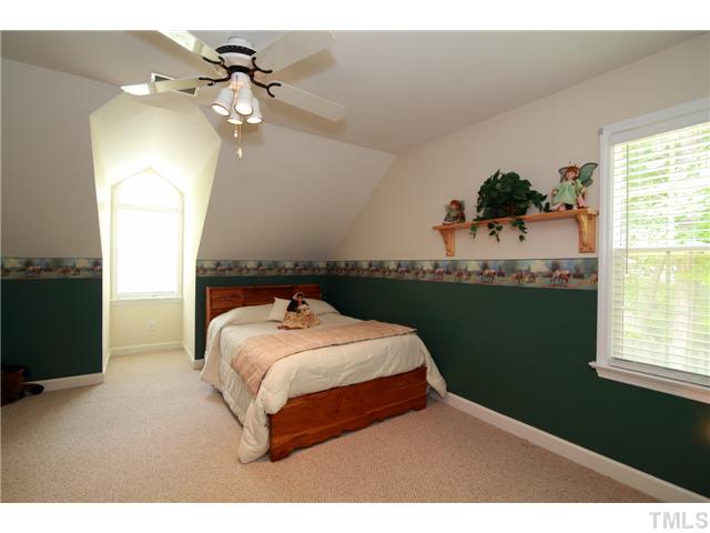 2105 Lovdal Drive Raleigh, NC 27613 - Photo 15 of 25 Gallery Image 15