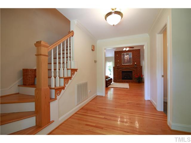 2105 Lovdal Drive Raleigh, NC 27613 - Photo 4 of 25 Gallery Image 4