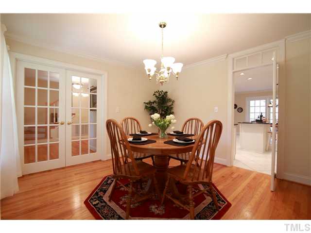 2105 Lovdal Drive Raleigh, NC 27613 - Photo 9 of 25 Gallery Image 9