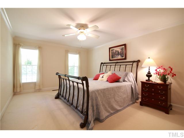 2105 Lovdal Drive Raleigh, NC 27613 - Photo 10 of 25 Gallery Image 10