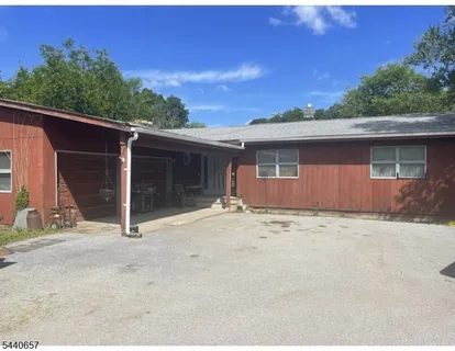 $475,000 | 15 Plotts Road, Newton, NJ 07860