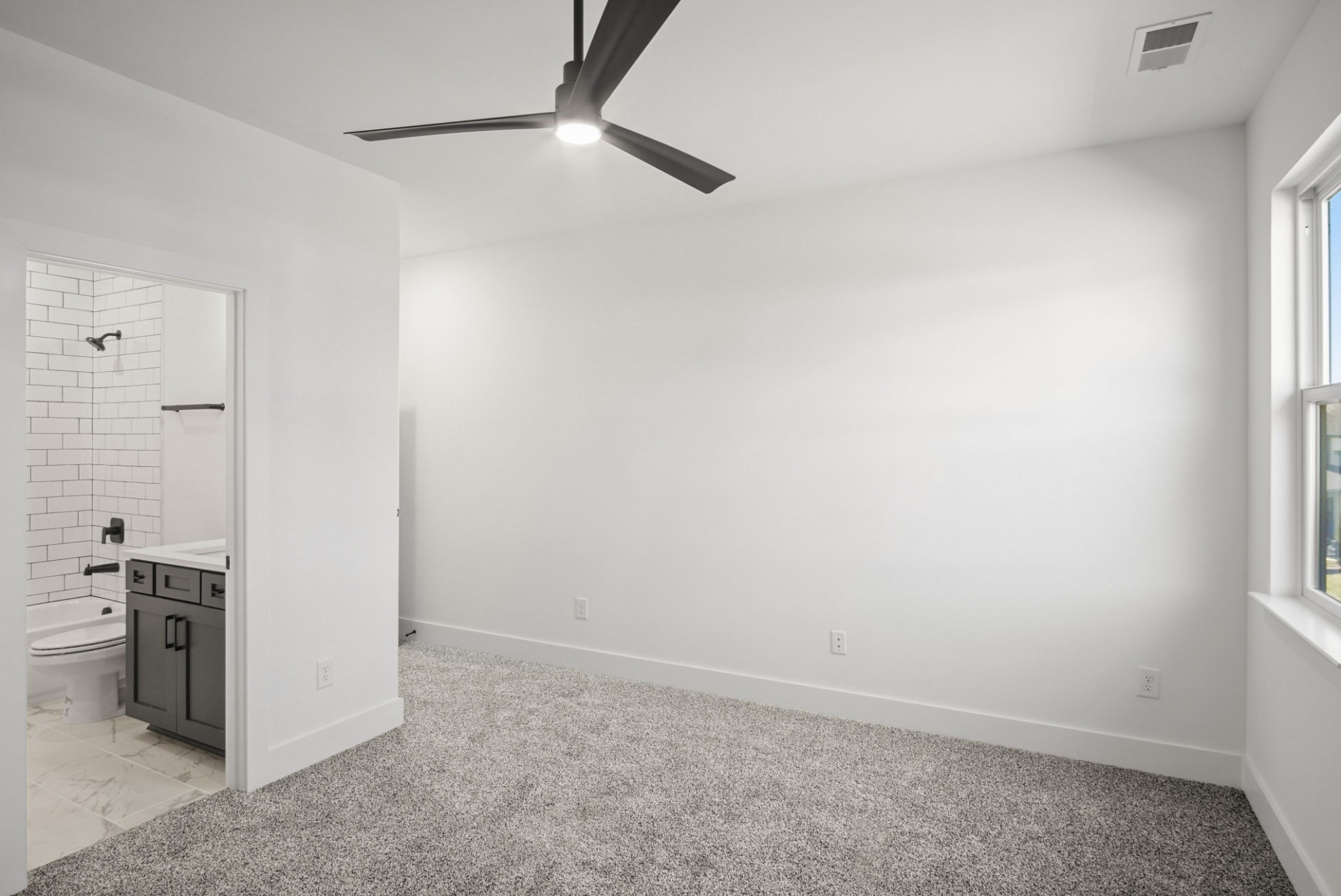 6029 Lookaway Circle Franklin, TN 37067 - Photo 54 of 64 an empty room with a kitchen