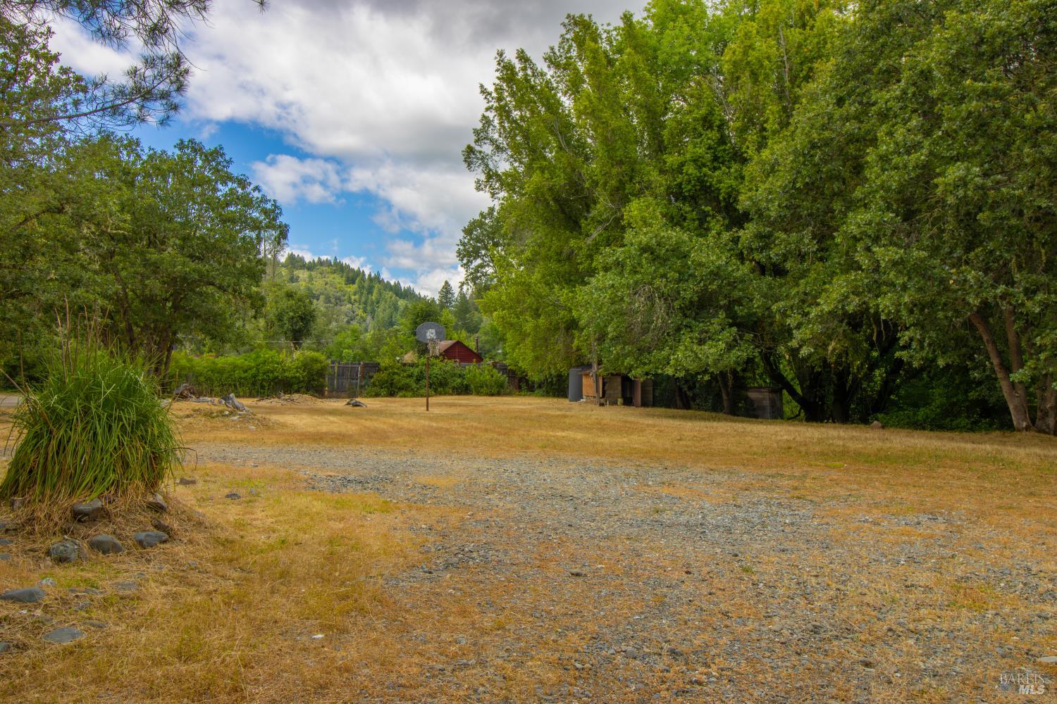 18601 Van Arsdale Road Potter Valley, CA 95469 - Photo 23 of 41