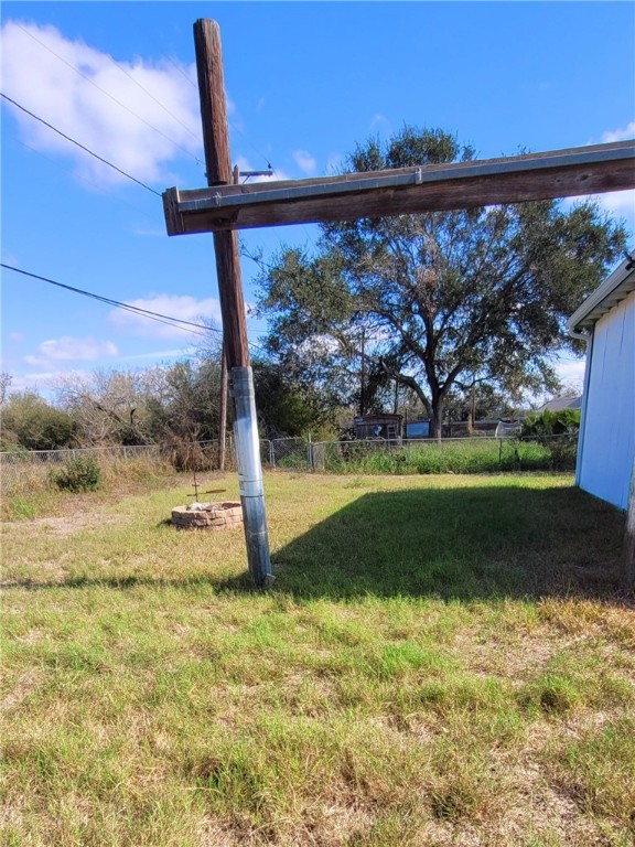 809 Hickey Street Alice, TX 78332 - Photo 11 of 13 a view of a back yard