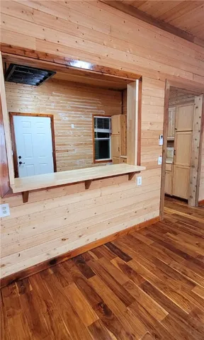 $1,200 | 809 Hickey Street, Alice, TX 78332