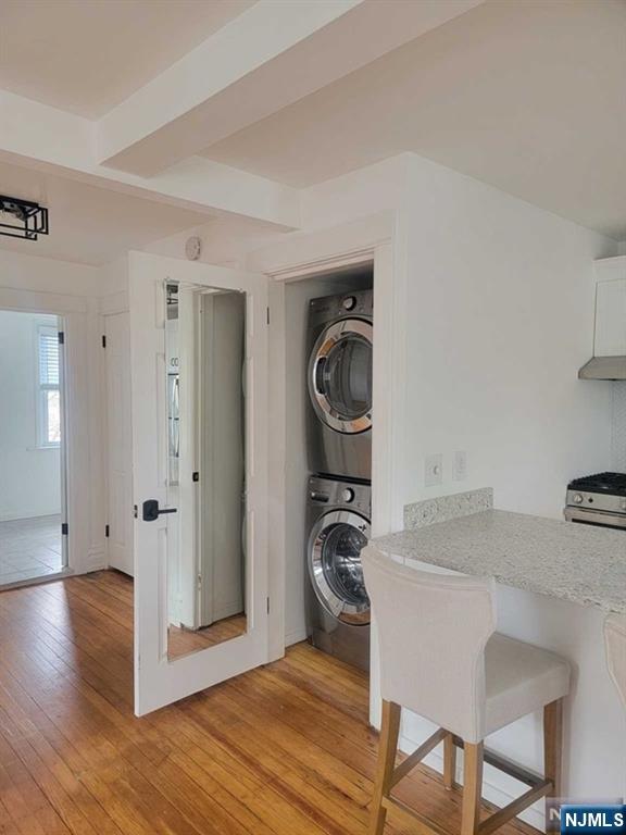139 Union Place, Unit 2 Ridgefield Park, NJ 07660 - Photo 7 of 14 a view of a kitchen and dining room