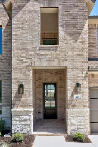$709,941 | 201 Buckaroo Drive, Georgetown, TX 78633