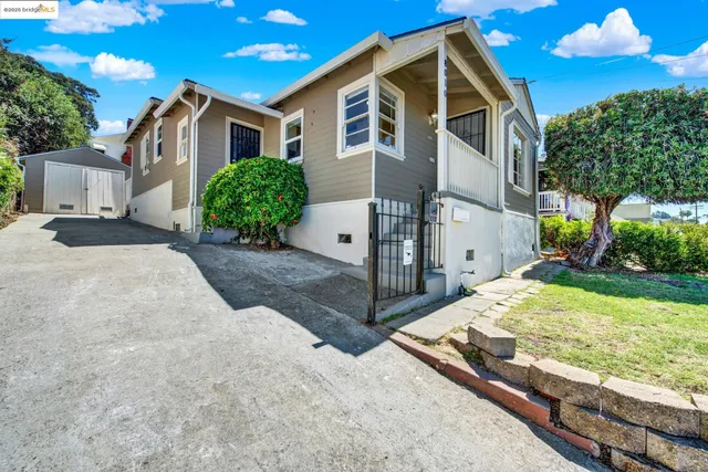 $559,500 | 8010 Ney Avenue, Oakland, CA 94605