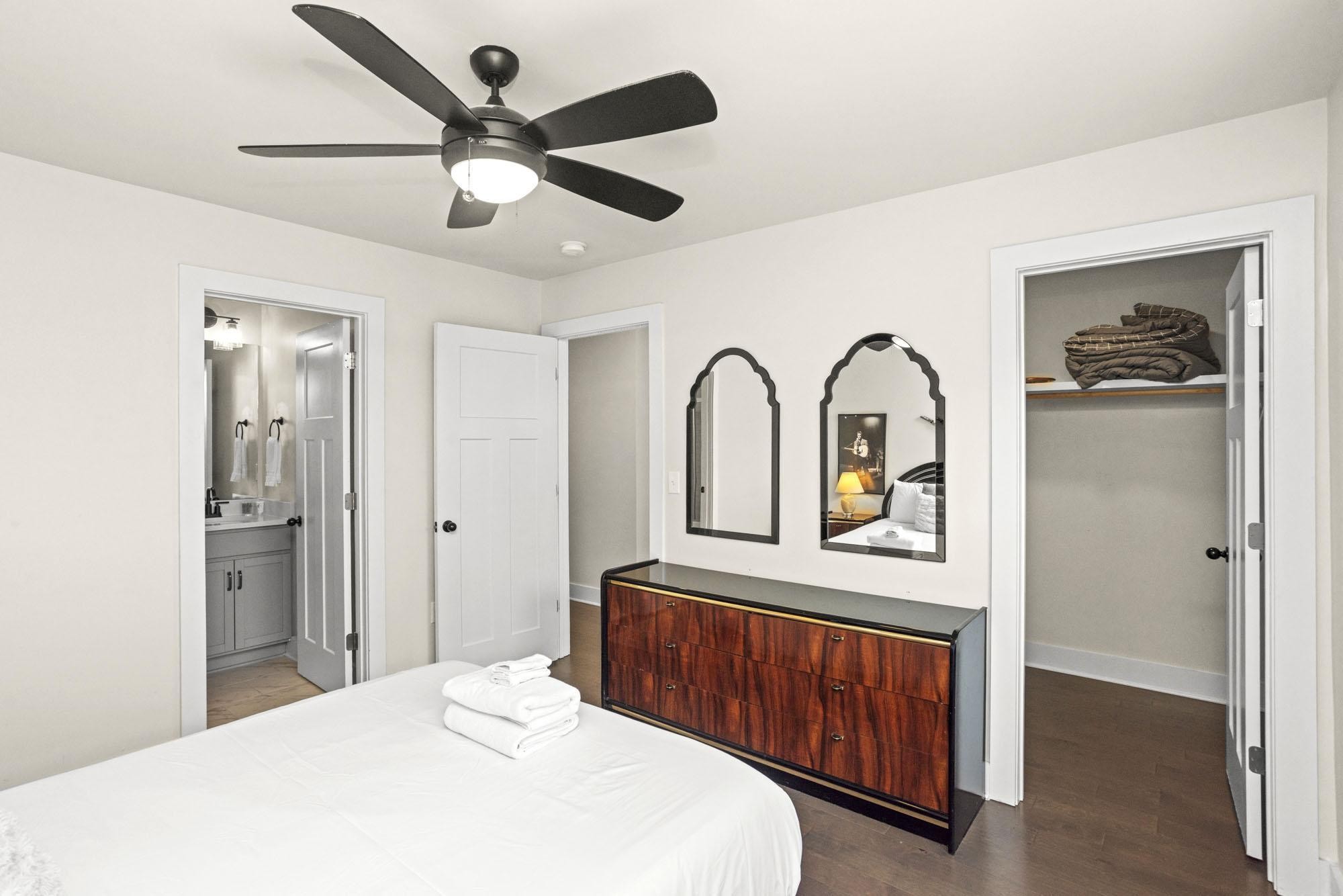 450 Glastonbury Road, Unit 3 Nashville, TN 37217 - Photo 11 of 43 a bedroom with a bed and a dresser