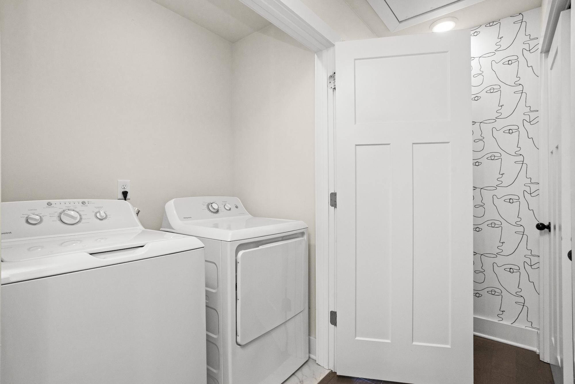 450 Glastonbury Road, Unit 3 Nashville, TN 37217 - Photo 16 of 43 a utility room with dryer and washer