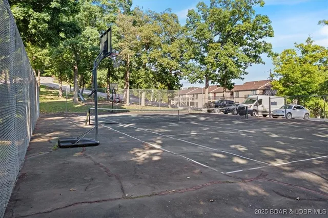 $190,000 | 70 Robinwood Drive, Unit 2B, Lake Ozark, MO 65049