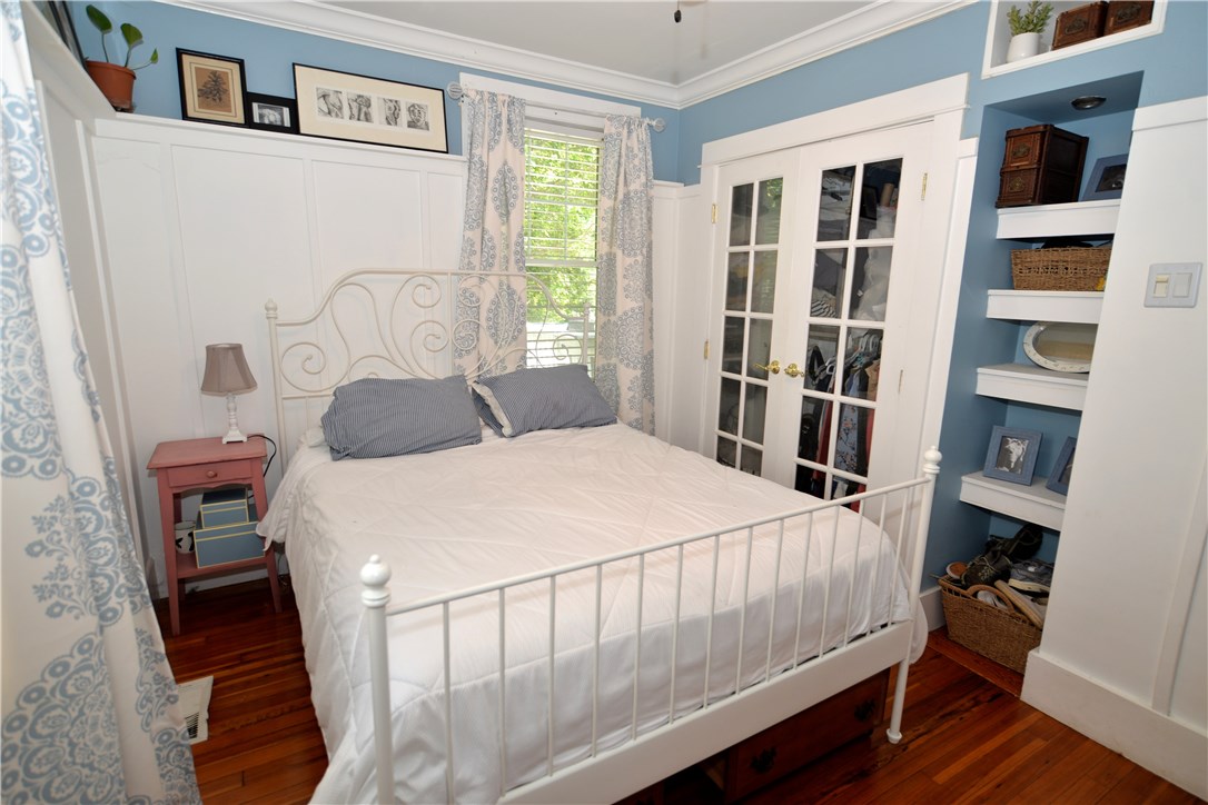 56 John Street Westerly, RI 02891 - Photo 13 of 38