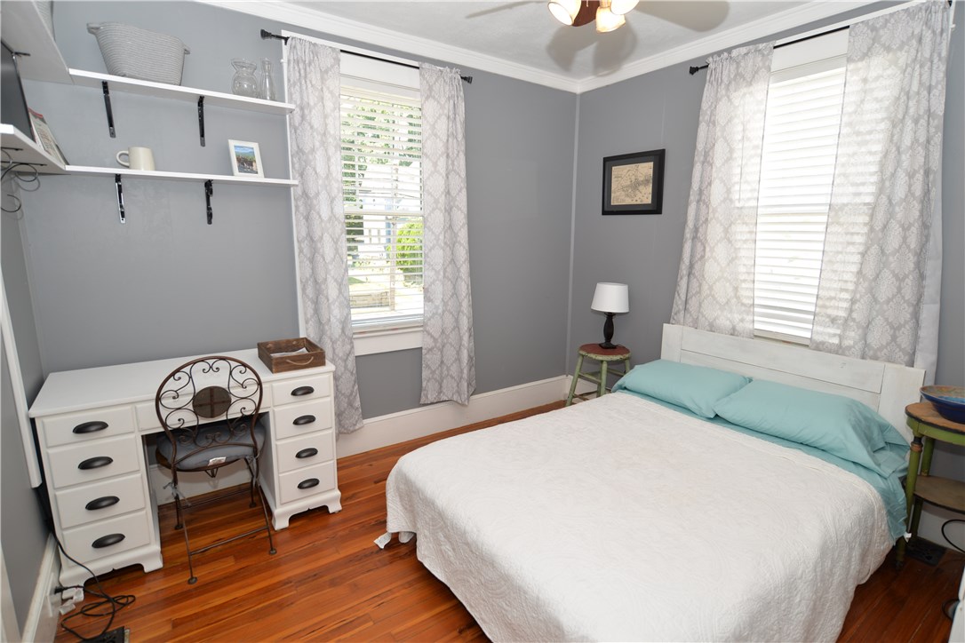 56 John Street Westerly, RI 02891 - Photo 15 of 38