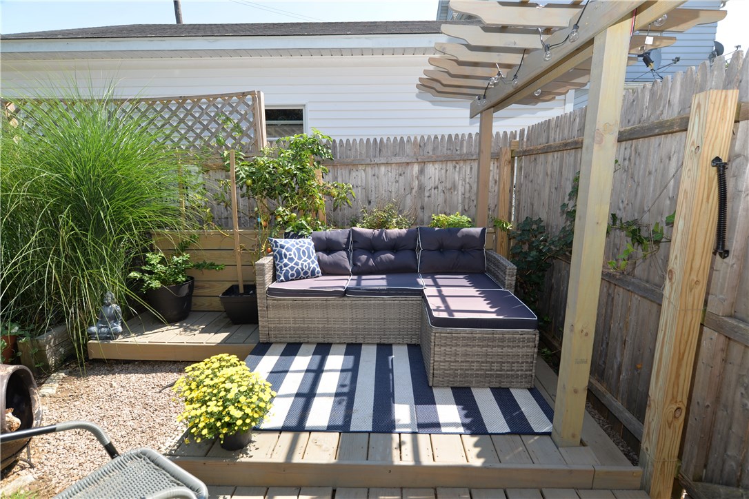56 John Street Westerly, RI 02891 - Photo 18 of 38